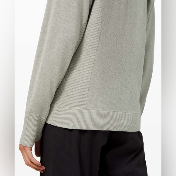 Lululemon Cashmere Knit Pullover Crew Neck Sweater Heathered Green Fern Size 8 - Picture 2 of 7